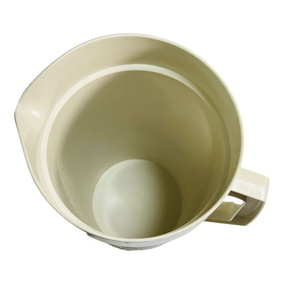 Tupperware Classic 2 qt Pitcher #874 Cream w/Gold Push Button Seal Lid #876 VTG - Picture 6 of 6